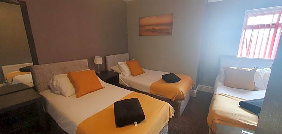 Las Palmas Hotel by the Sea