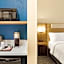 Holiday Inn Express Hotel & Suites Manteca By IHG