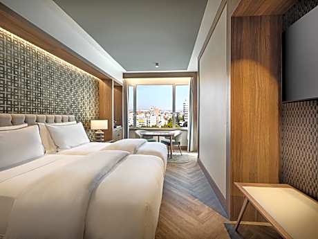 Deluxe Twin Room with City View
