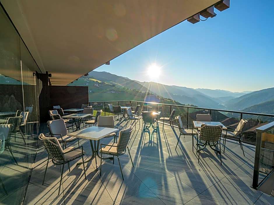 Hotel Purvita - Ski In Ski Out - Infinity Pool