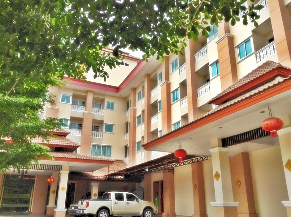 Butnamtong Hotel