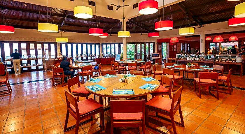 Victoria Nui Sam Lodge