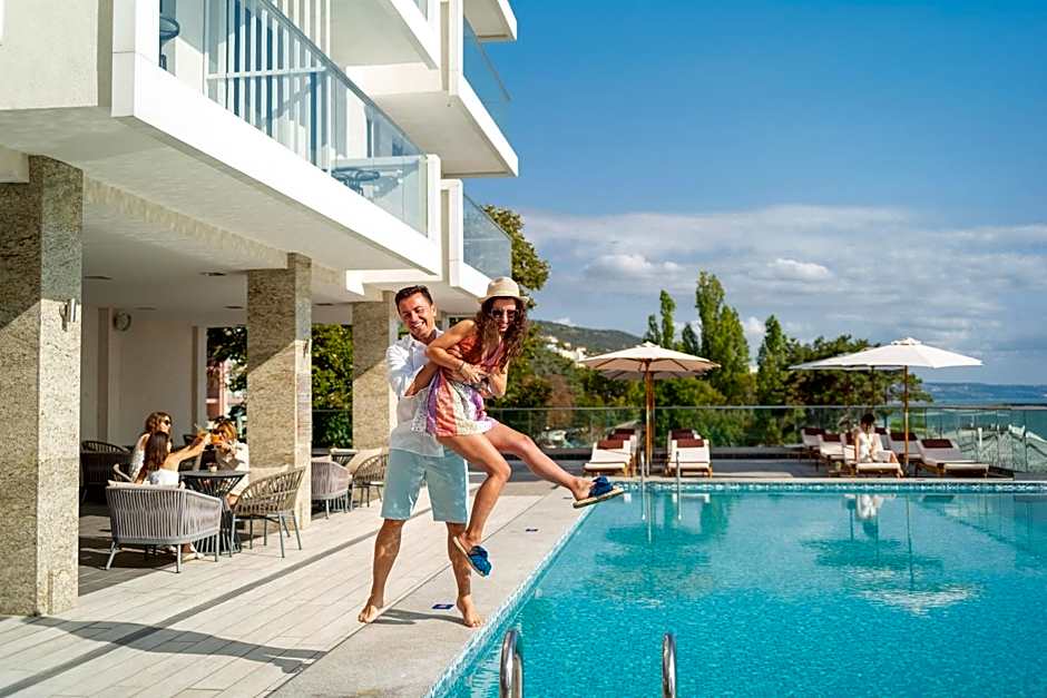 GRIFID Metropol Hotel - Premium All inclusive & Private Beach - Adults Only