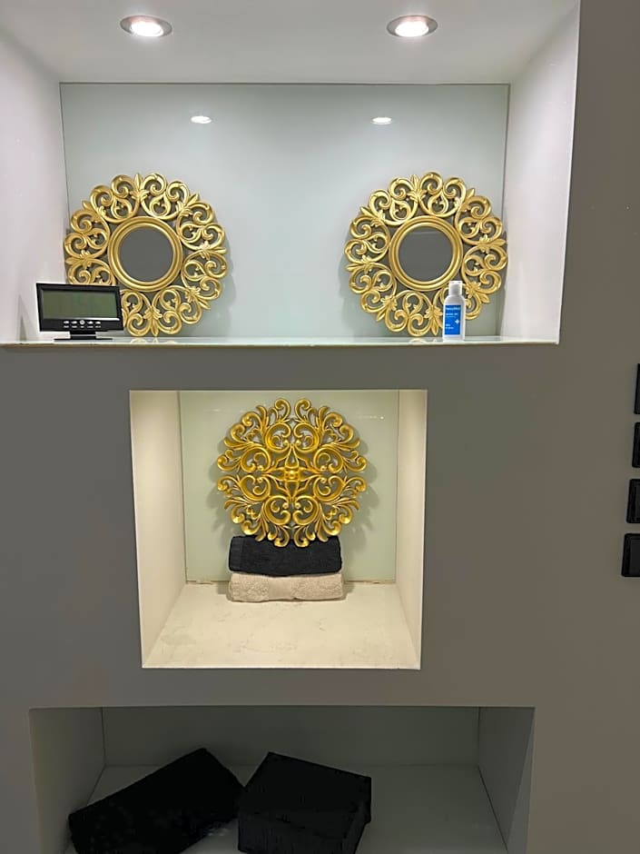 Modern Room with Indoor Shower Near the River - Quarto Moderno com Duche interior Próximo da Ribeira