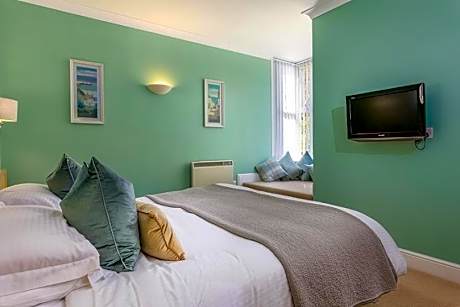 Large Double or Twin Room