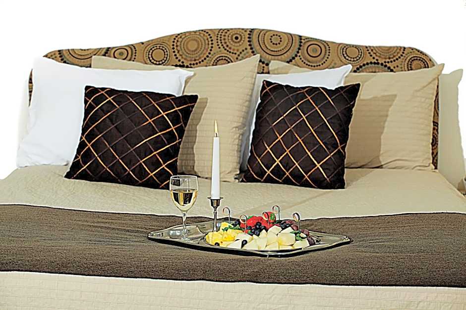 Photo 1 of 9 of Junior Suite