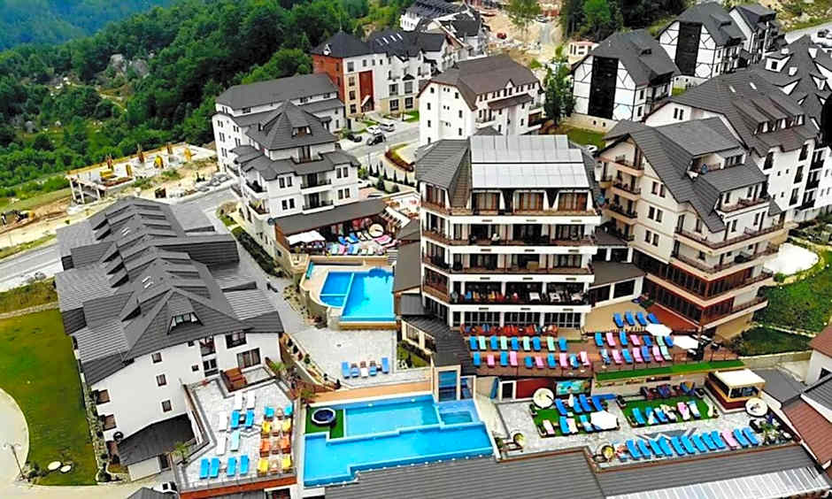 Milmari - Breakfast and pool