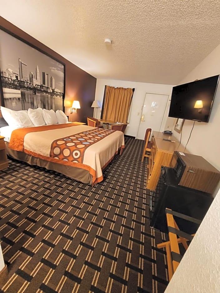 Super 8 by Wyndham Newcomerstown