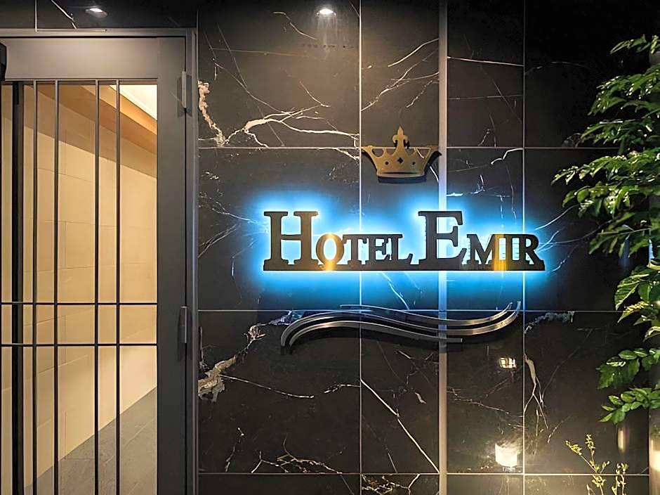 Hotel Emir