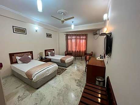 Superior Deluxe Twin Room