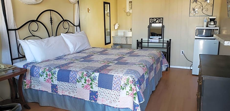 Blue Moon Motel