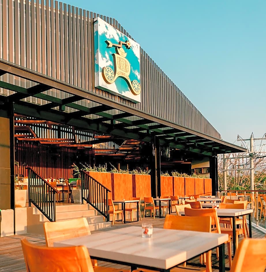 Royal Regantris Trawangan