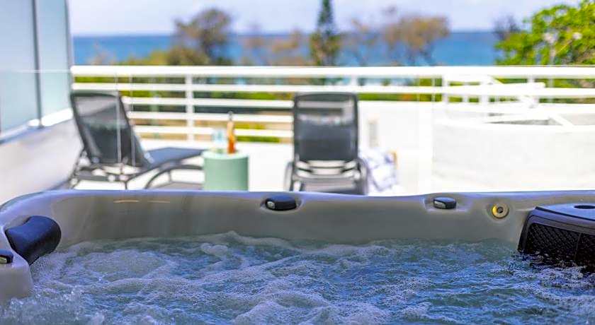 Sundeck Garden Apartments