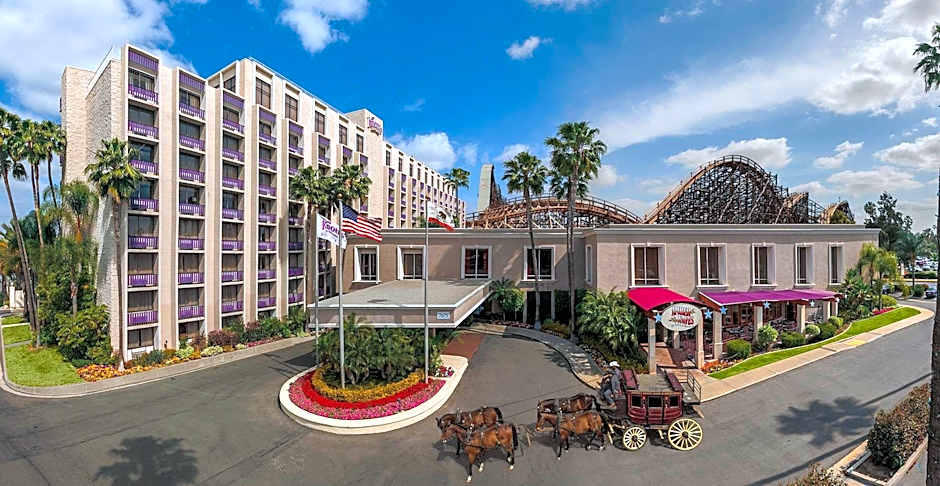 Knott's Berry Farm Hotel