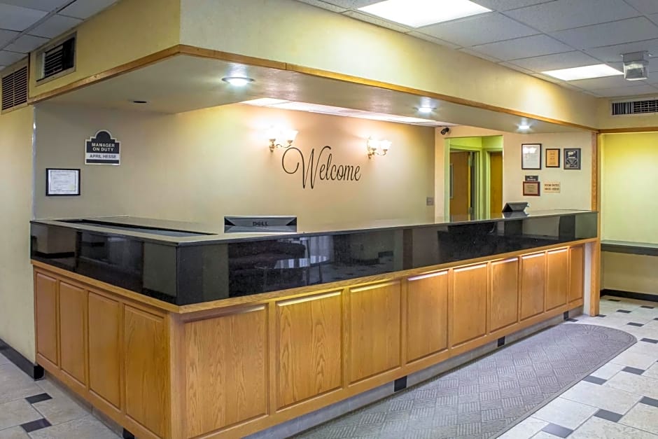 Rodeway Inn & Conference Center – Sioux City, IA
