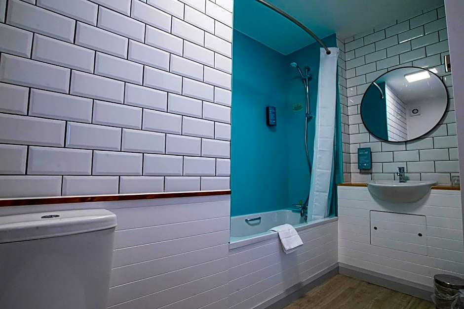 Highfield Hotel By Greene King Inn