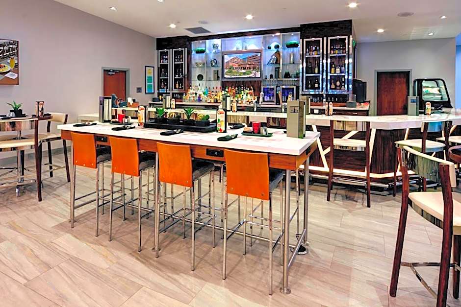 Marriott East Lansing at University Place