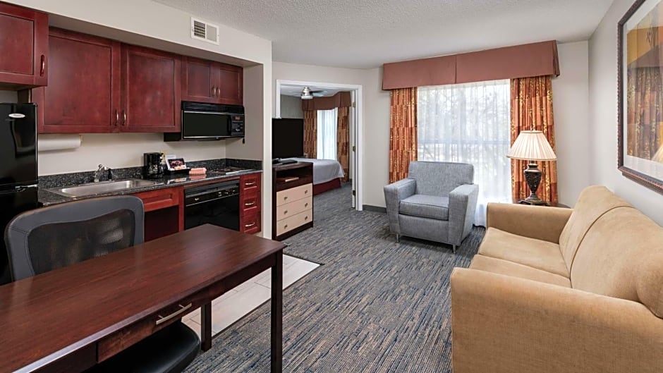 Homewood Suites By Hilton Chicago/Schaumburg