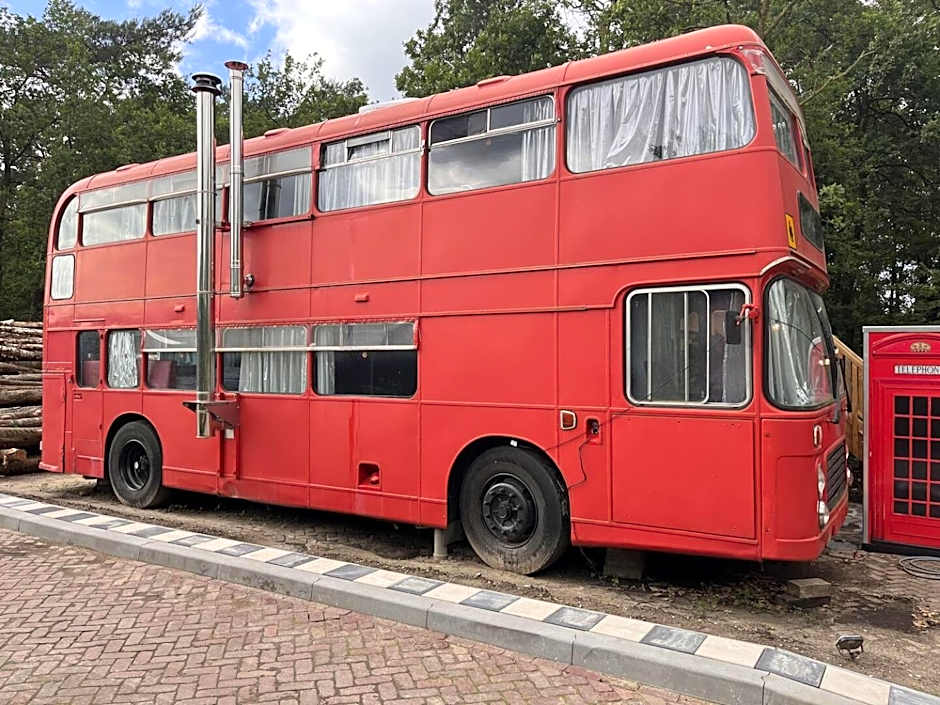 Luxe Finse Kota met Jacuzzi en SaunaBarrel de Zandhoef