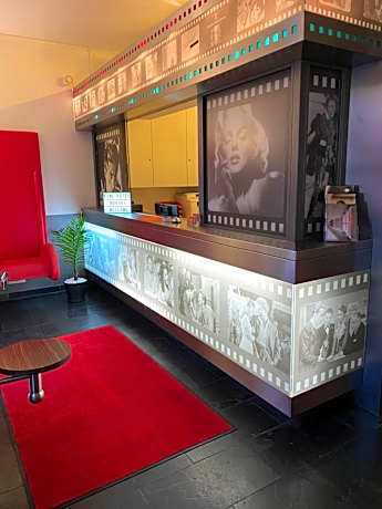 CineHotel Maroni