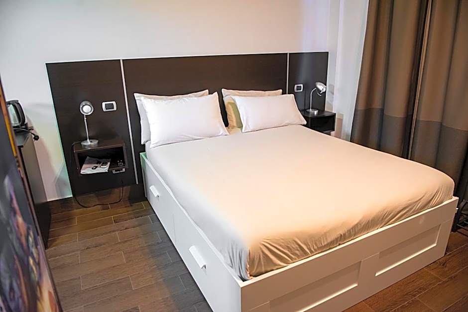 ARTEMIDE "Fiore Club" B&B SUITE SPA