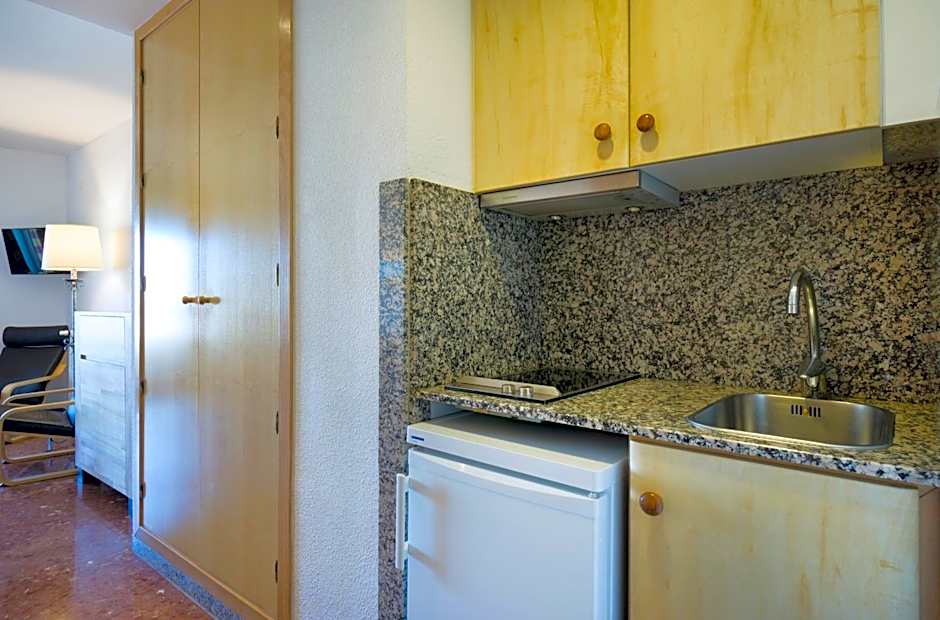 Hotel Apartamentos Bajondillo