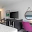 Hampton Inn & Suites Roanoke Downtown