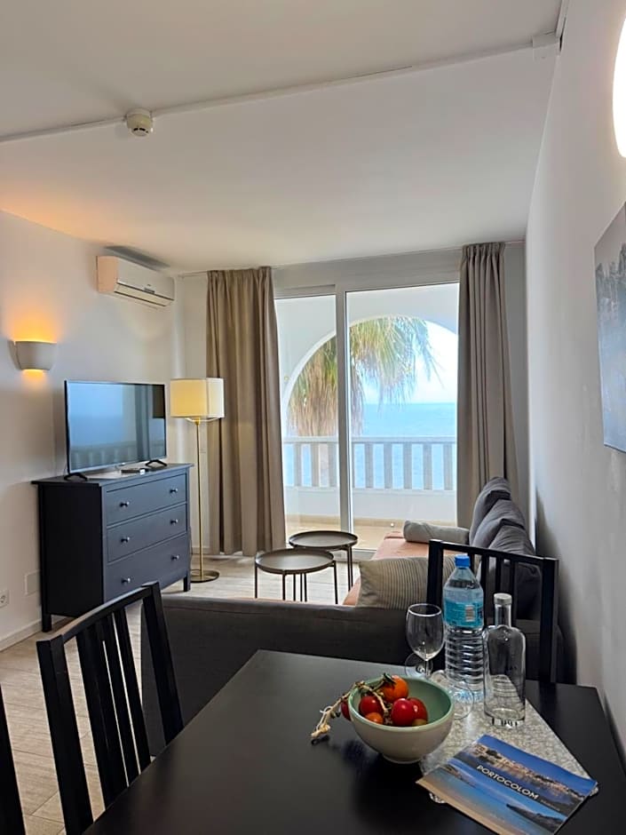 Orange Colom - Seaside Apartments