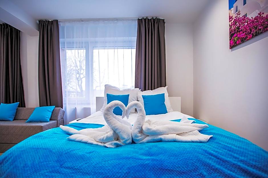 Adonis Apartments