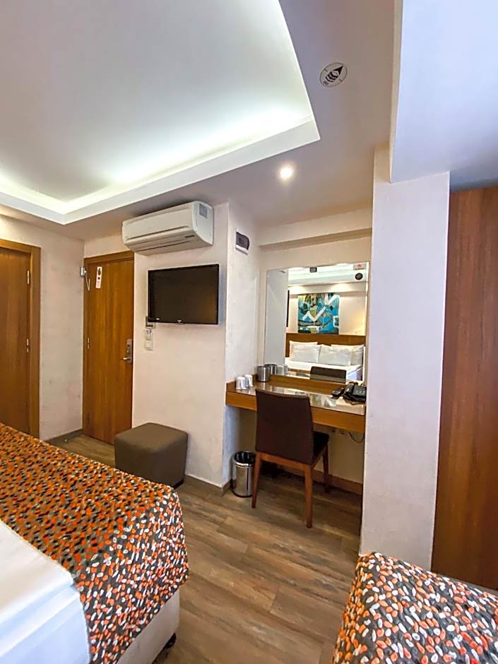 BGuest Hotel & Residence