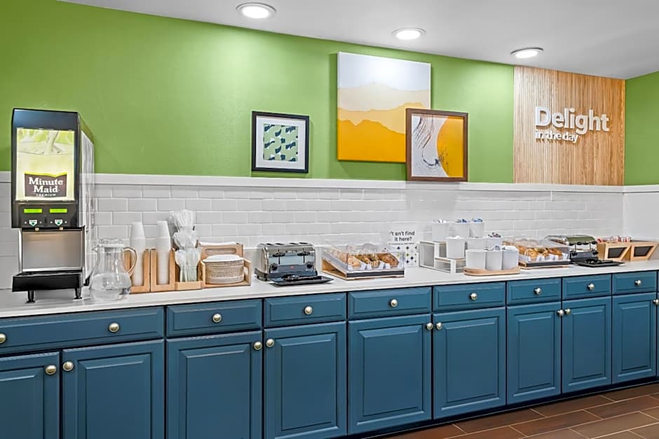 Spark by Hilton Oxford