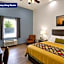 Texas Bungalows Hotel & Hotel Que at Lakeline Austin Cedar Park