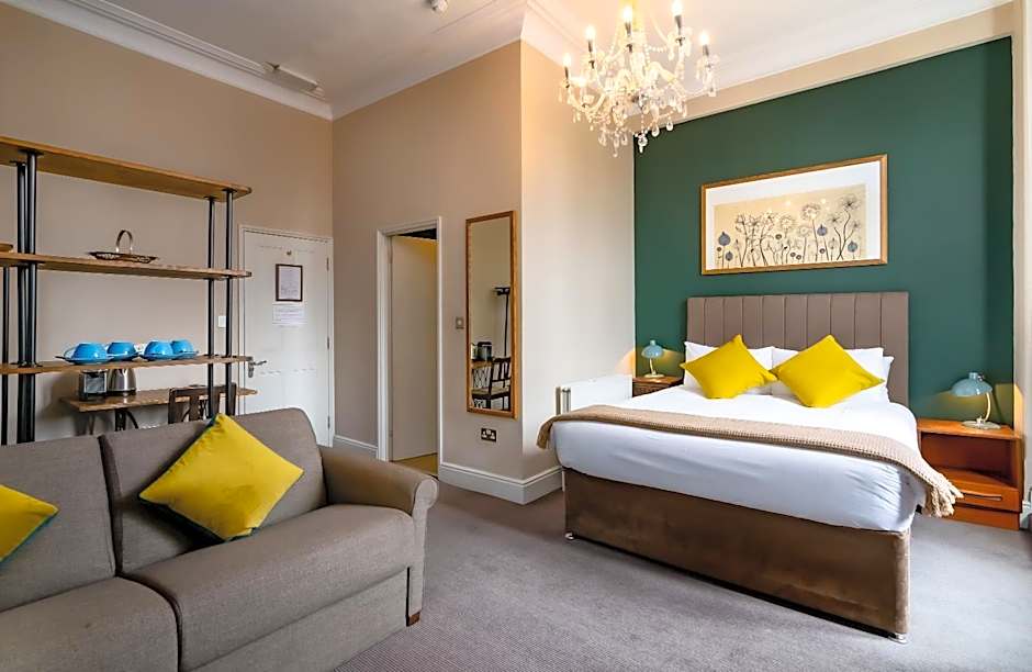 Kew Gardens Hotel