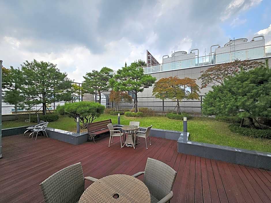 Pangyo KYND Tourist Hotel(Foreign Tourist Tax Refund Hotel)
