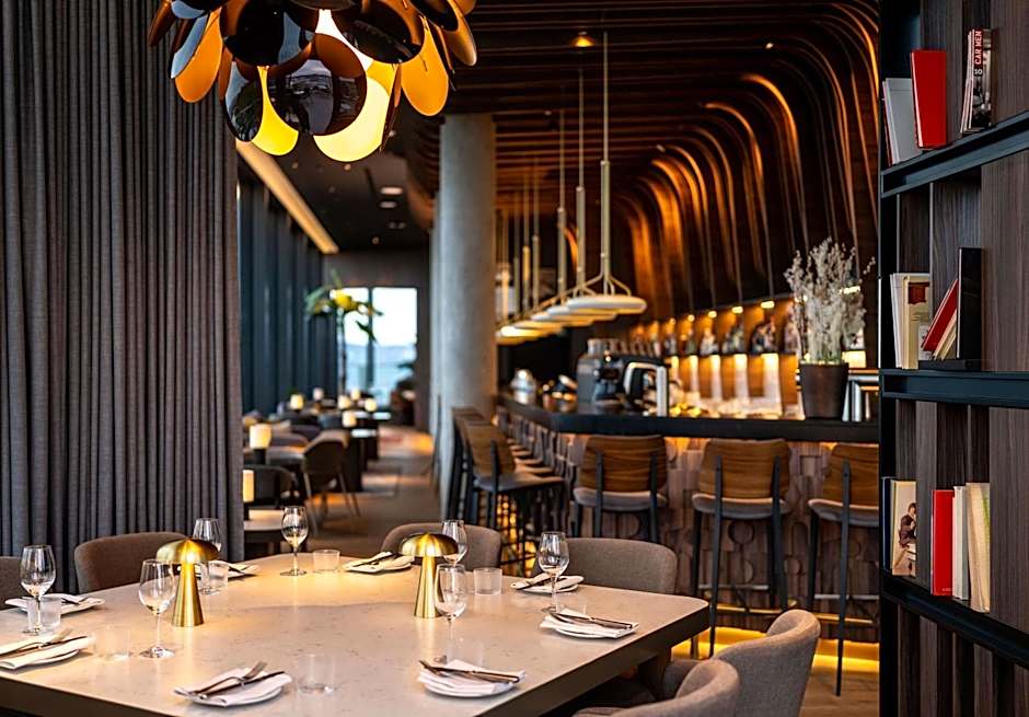 Radisson Blu Hotel at Porsche Design Tower Stuttgart