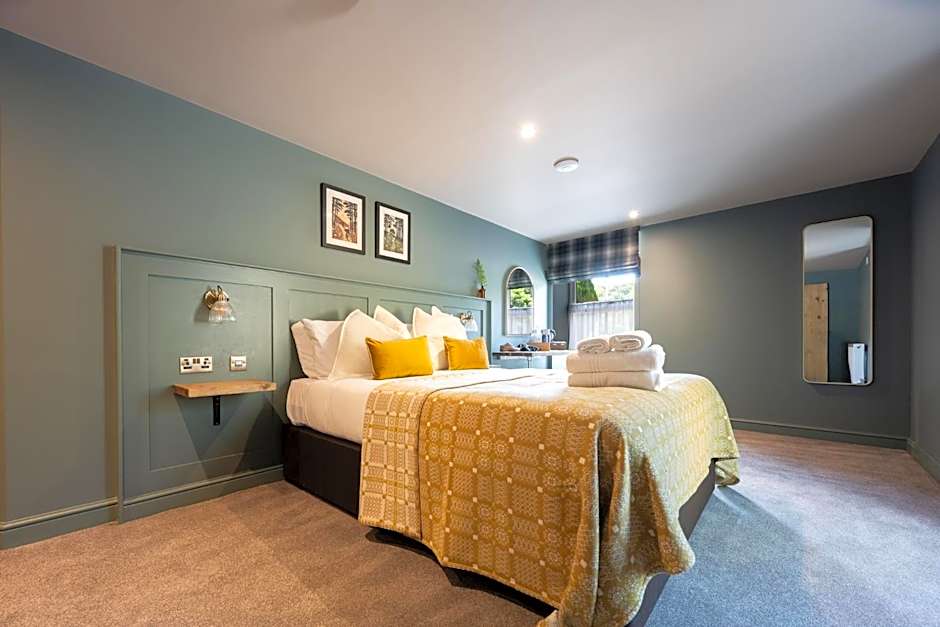 Tyn-y-Coed Inn