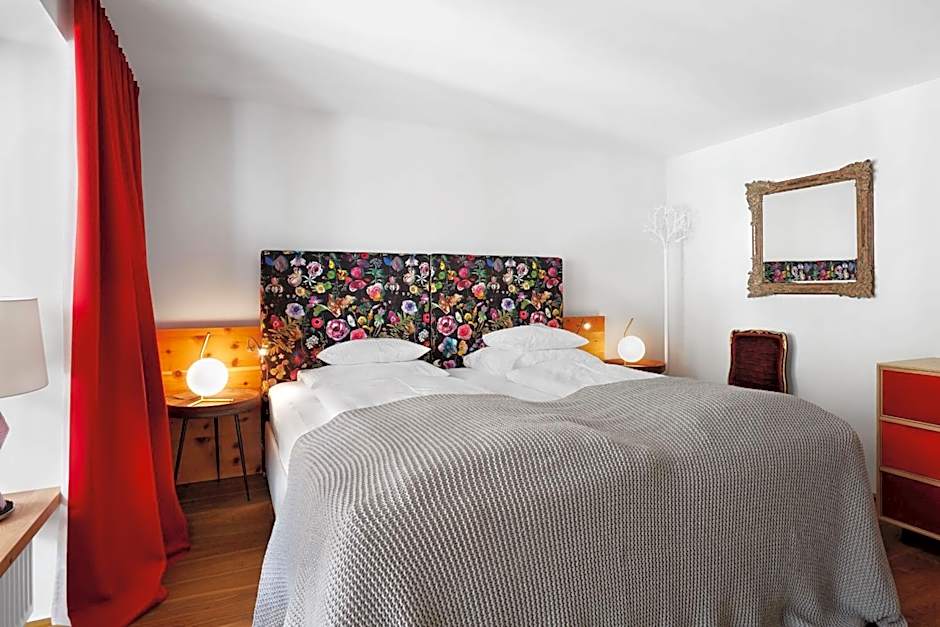 Small Luxury Hotel of the World - DasPosthotel