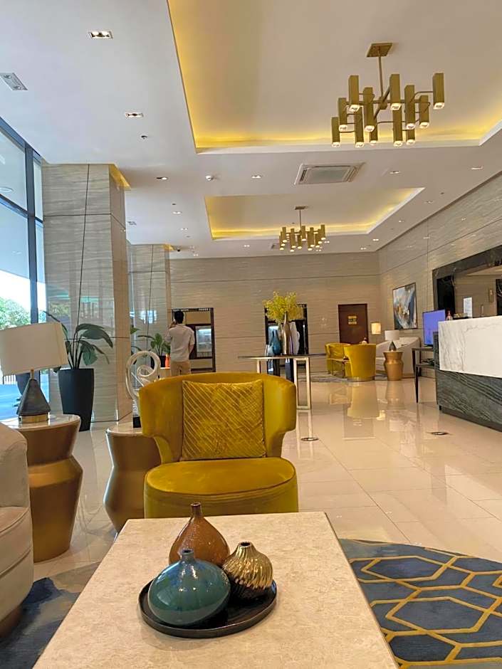 Mactan Newtown Beach One Manchester Palace