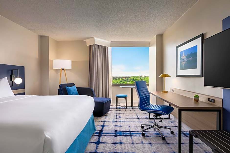 Crowne Plaza College Park - Washington DC By IHG