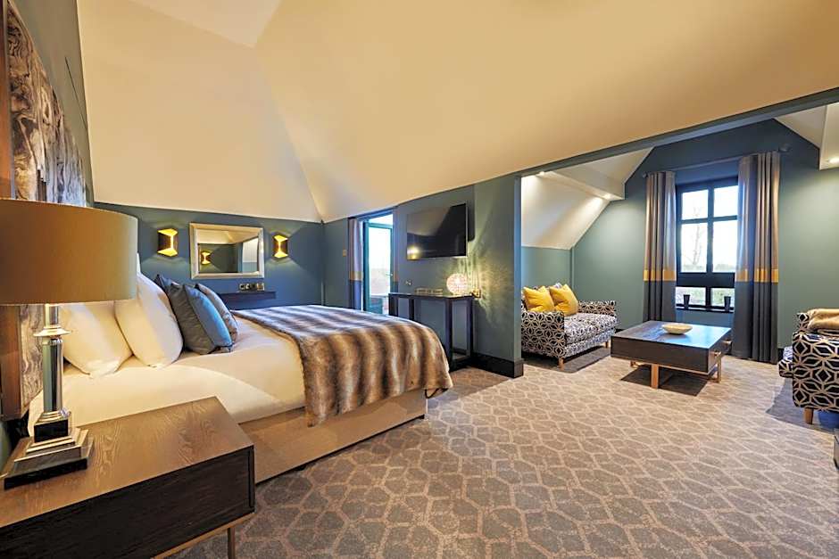 Aldwark Manor Estate