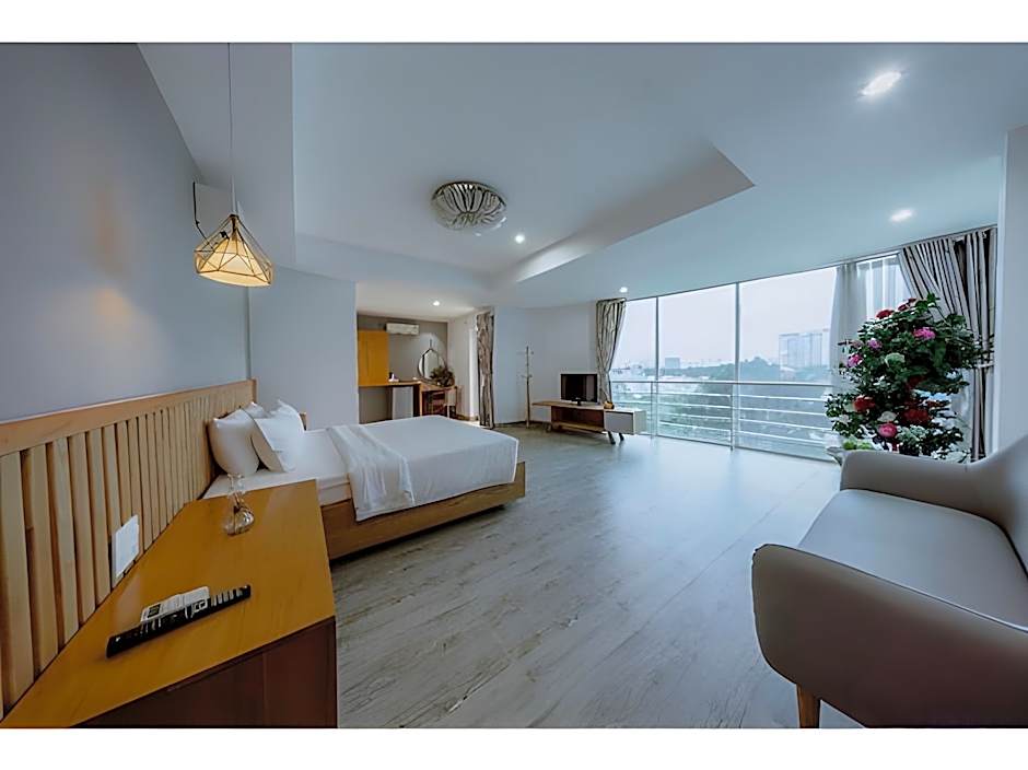 Happy Life Green Hotel