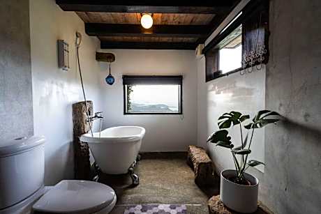 Deluxe Double Room with Balcony and Sea View