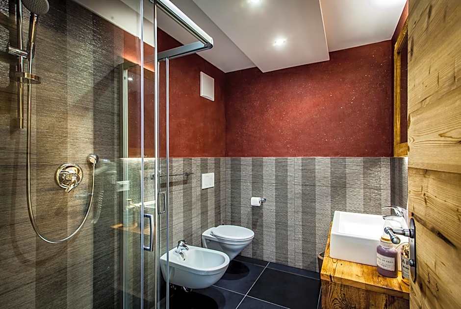 Alpine Mountain Chalet