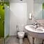 Whiz Prime Hotel Hasanuddin Makassar