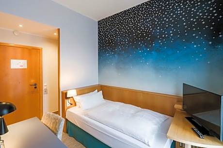 Small Single Room