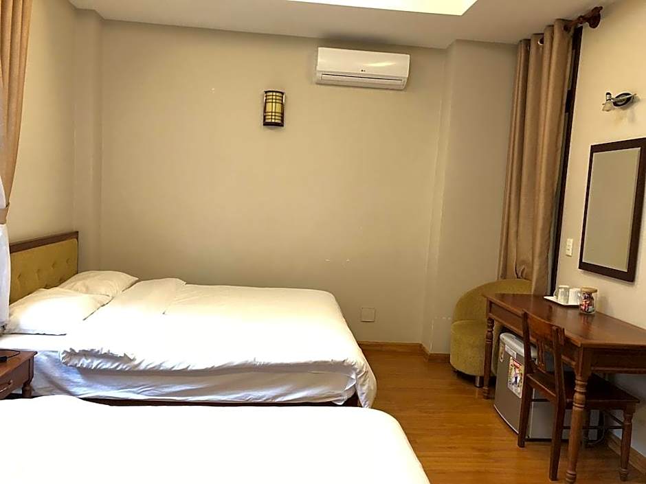 Dreams Hotel