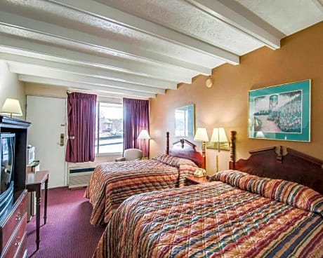 King Room - Non-Smoking