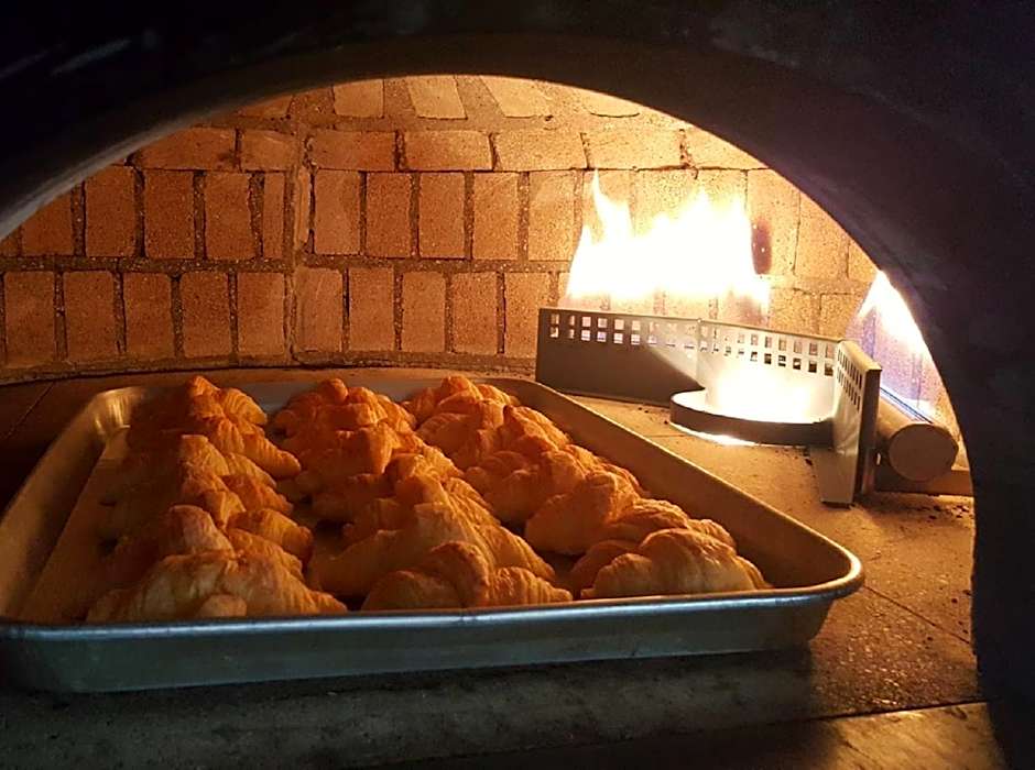 La Fleur BnB & Restaurant
