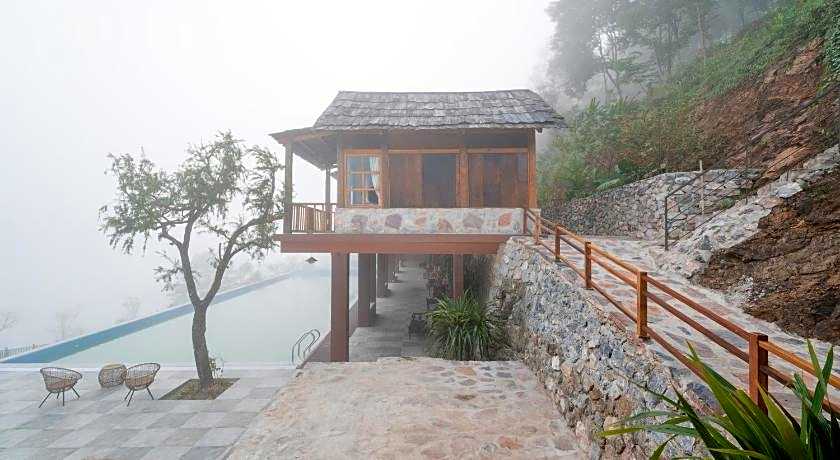 Khuoi Han Ecolodge Cao Bang