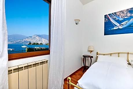 Double Room with Lake View